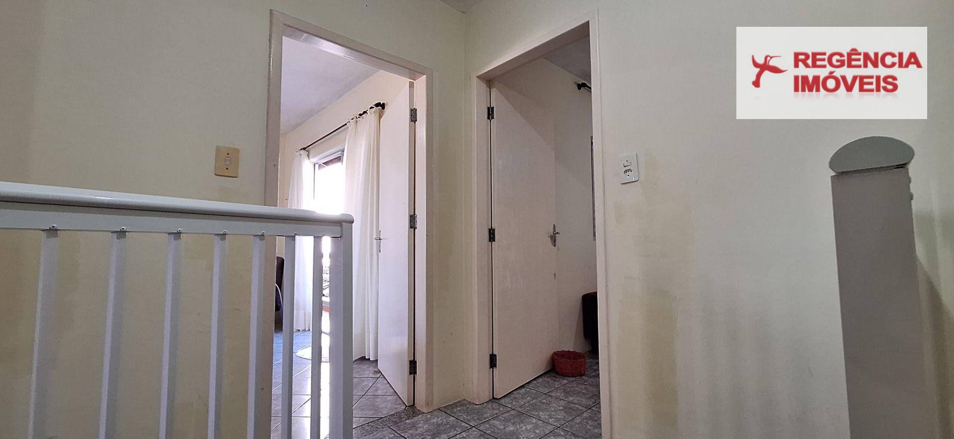 Casa à venda com 6 quartos, 238m² - Foto 37