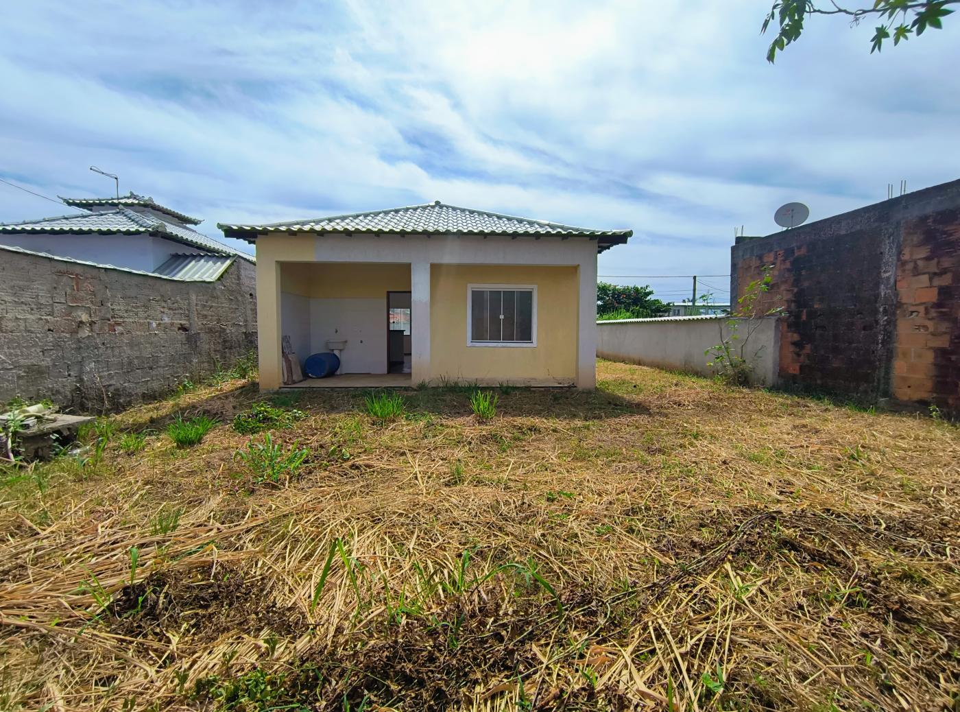 Casa à venda com 2 quartos, 360m² - Foto 11