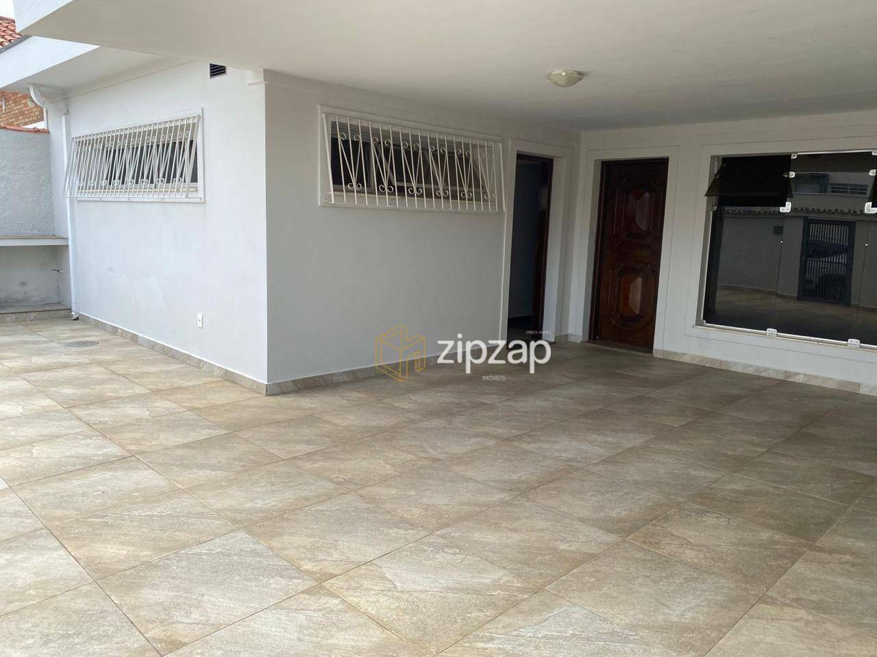 Casa para alugar com 2 quartos, 161m² - Foto 2