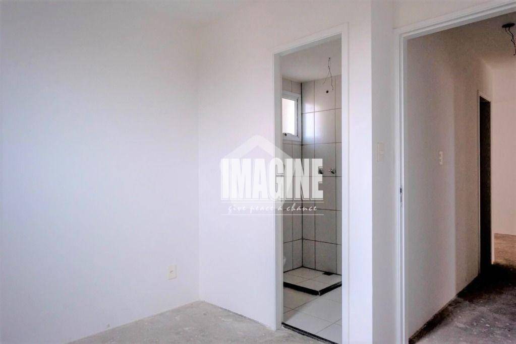 Apartamento à venda com 3 quartos, 60m² - Foto 16