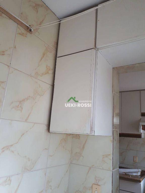 Apartamento à venda com 2 quartos, 61m² - Foto 4