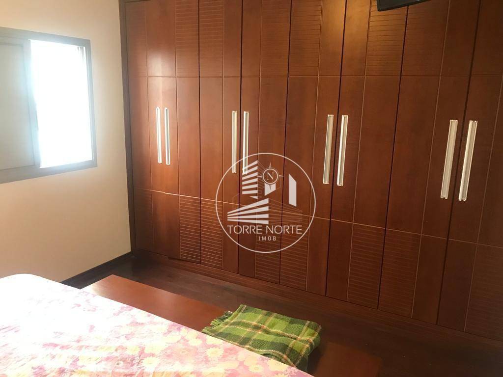 Apartamento à venda com 4 quartos, 160m² - Foto 14