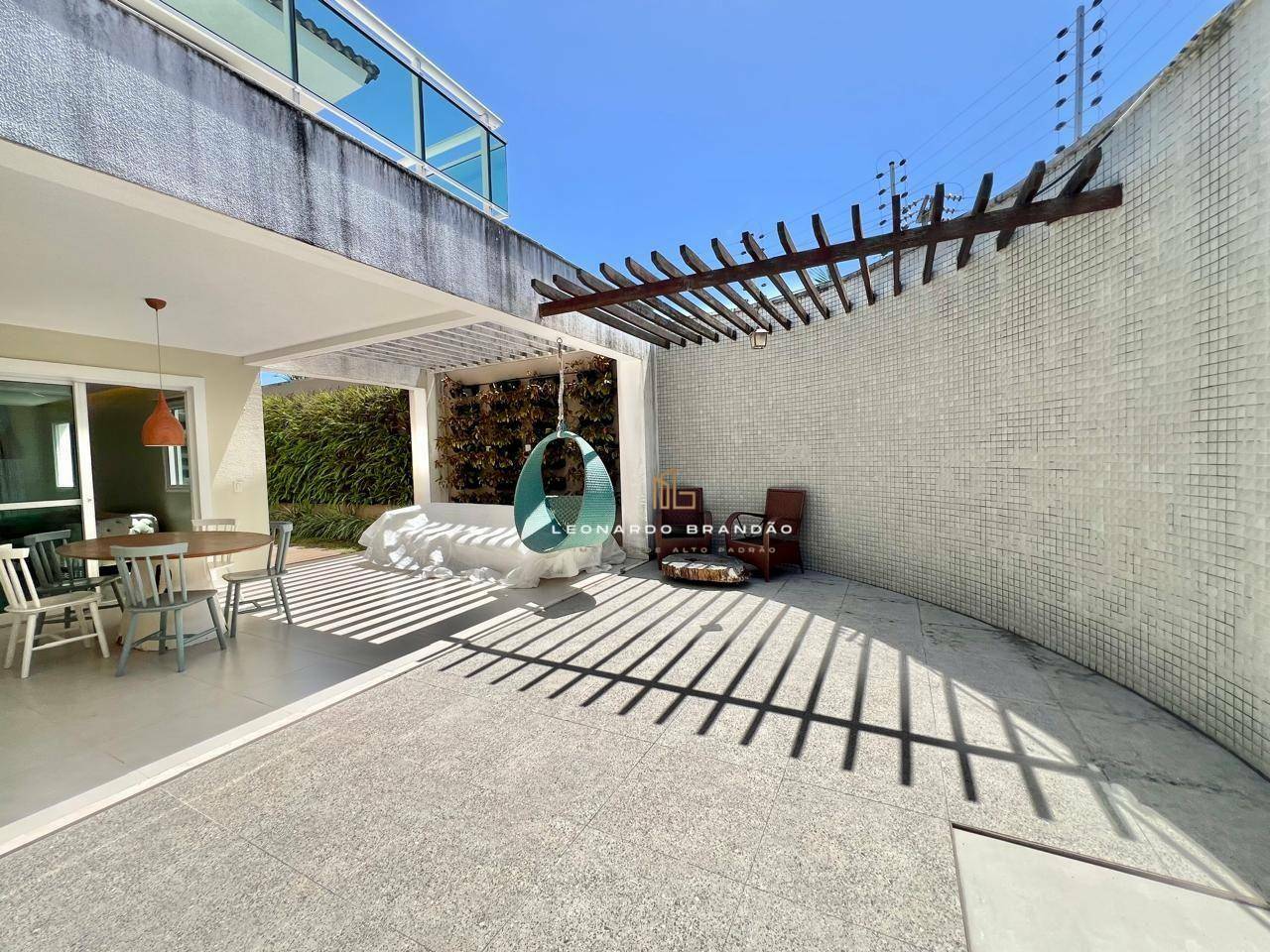 Casa de Condomínio à venda com 4 quartos, 246m² - Foto 12