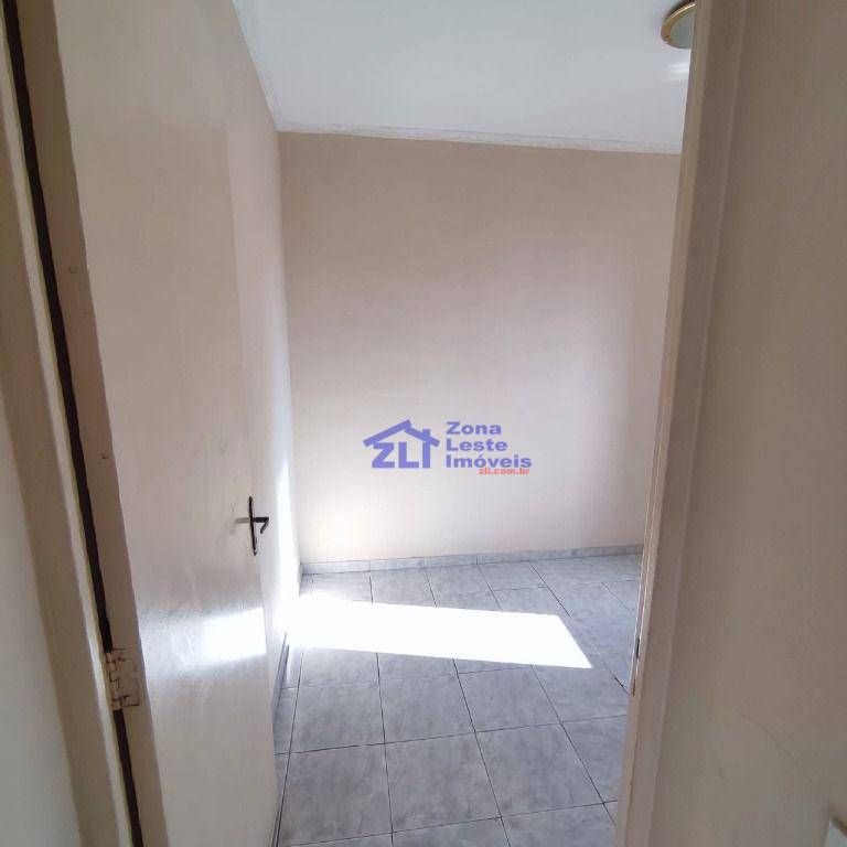 Apartamento à venda com 2 quartos, 45m² - Foto 13