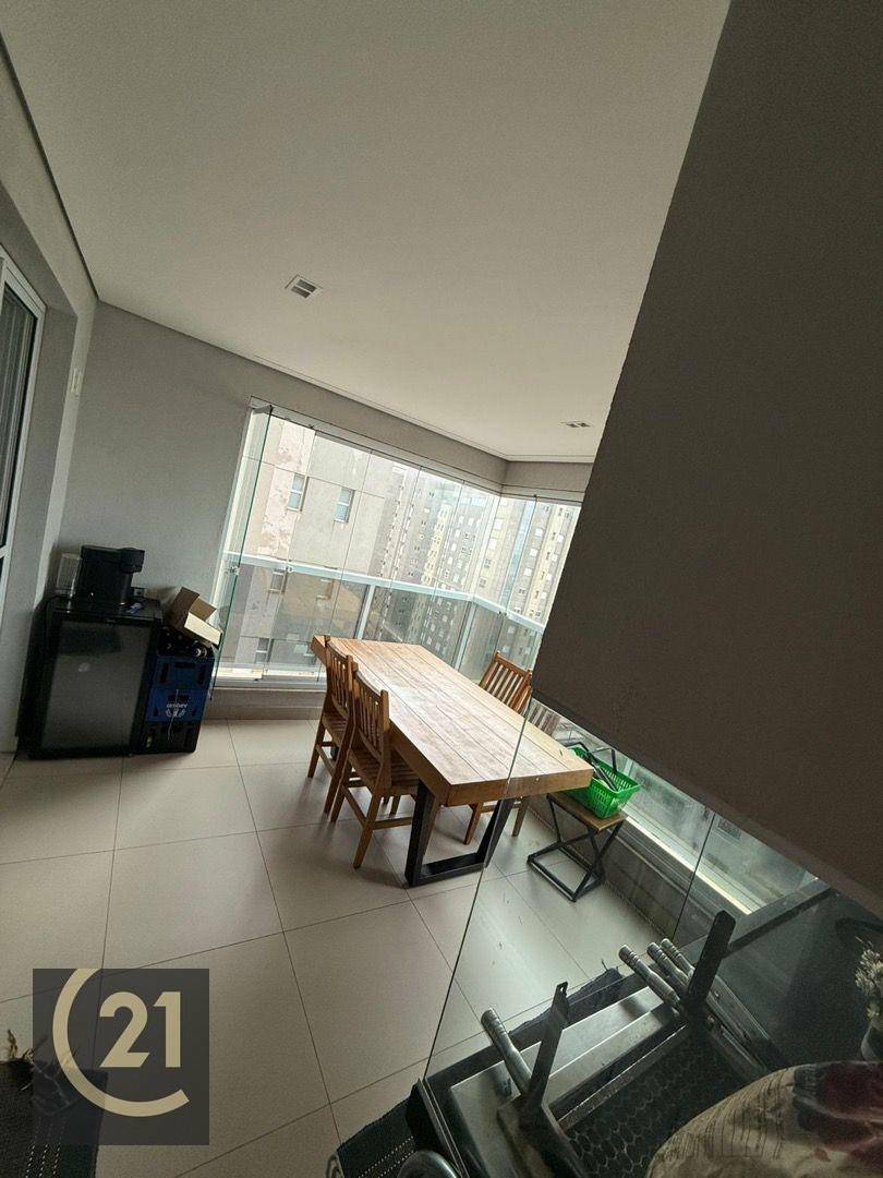 Apartamento à venda com 3 quartos, 107m² - Foto 13