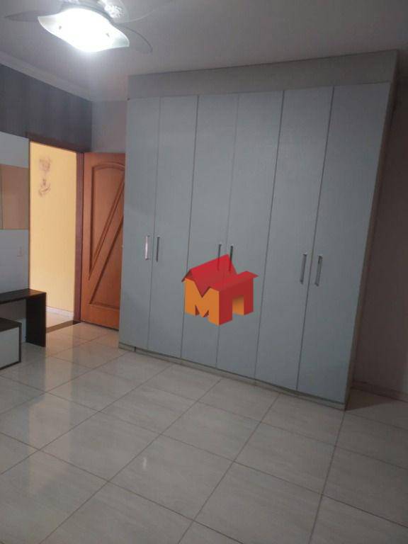 Casa à venda com 2 quartos, 400m² - Foto 25