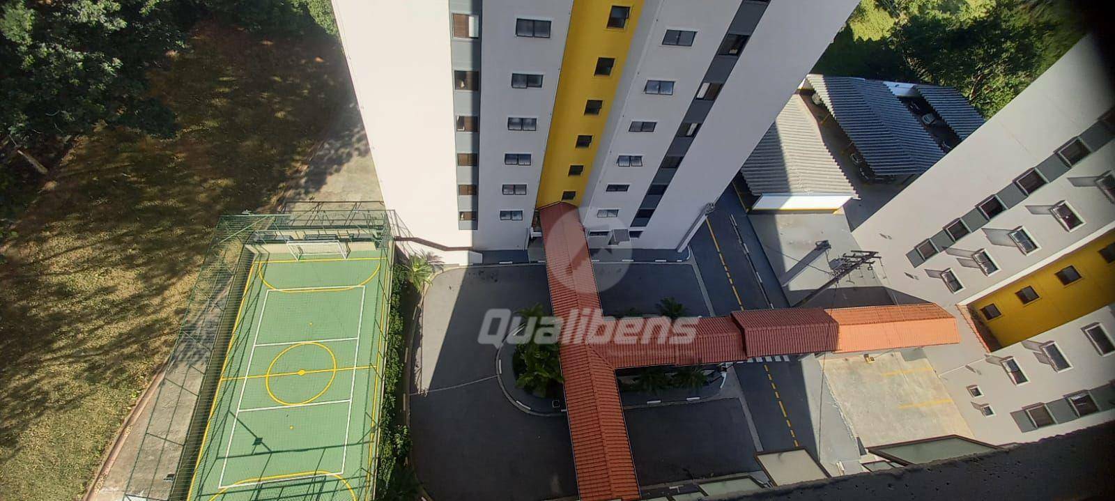 Apartamento à venda com 2 quartos, 70m² - Foto 4