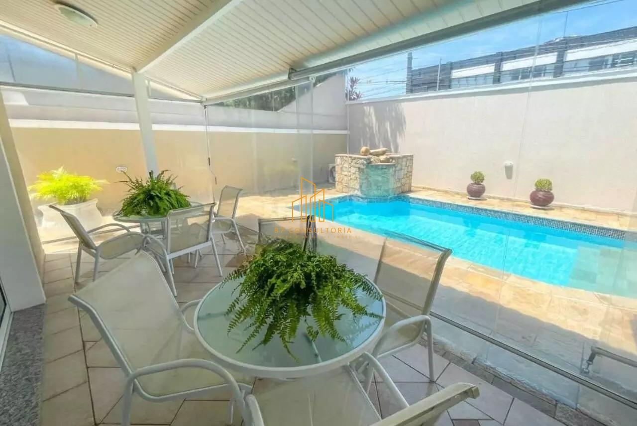 Casa de Condomínio à venda com 4 quartos, 560m² - Foto 24