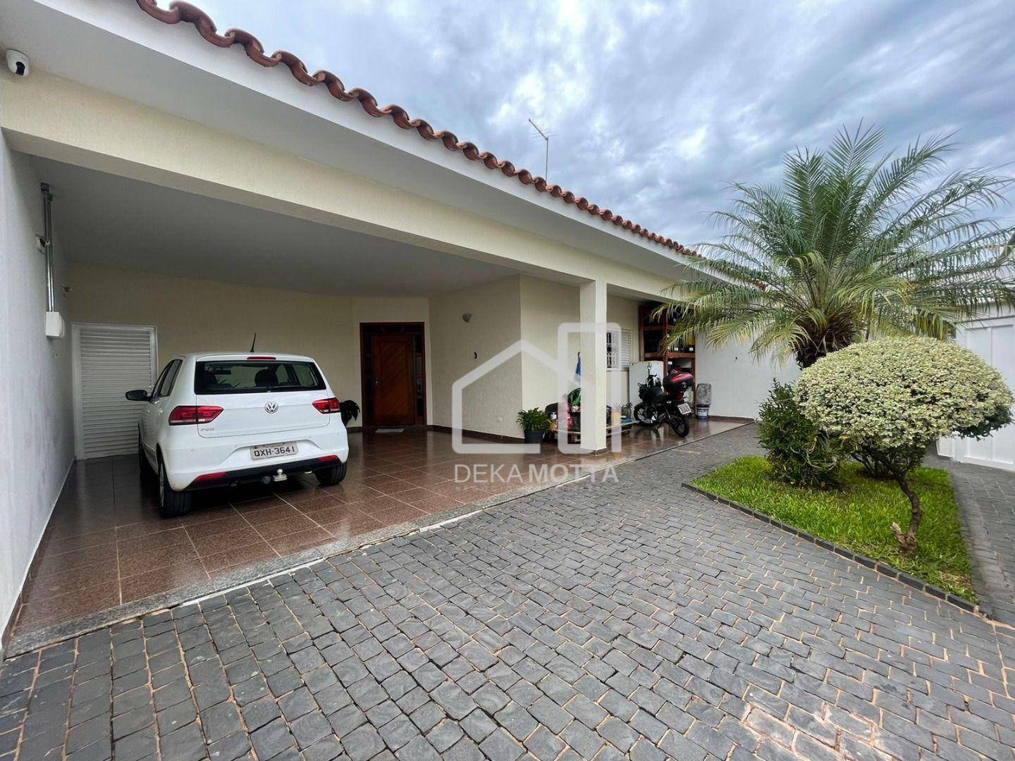 Casa à venda com 4 quartos, 245m² - Foto 8