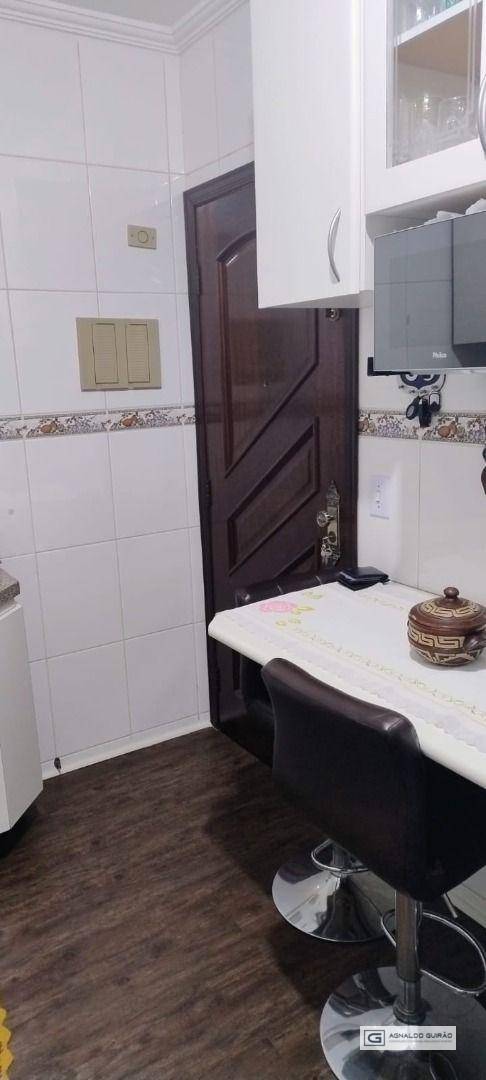 Apartamento à venda com 2 quartos, 42m² - Foto 7