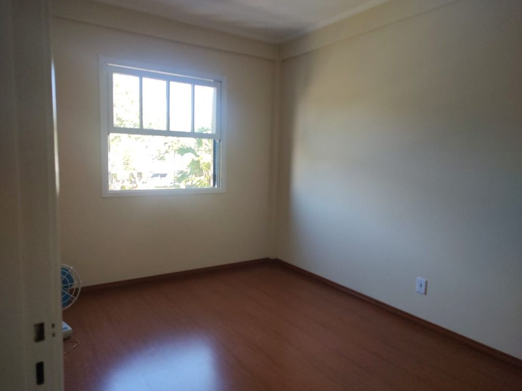 Apartamento à venda com 2 quartos, 62m² - Foto 20