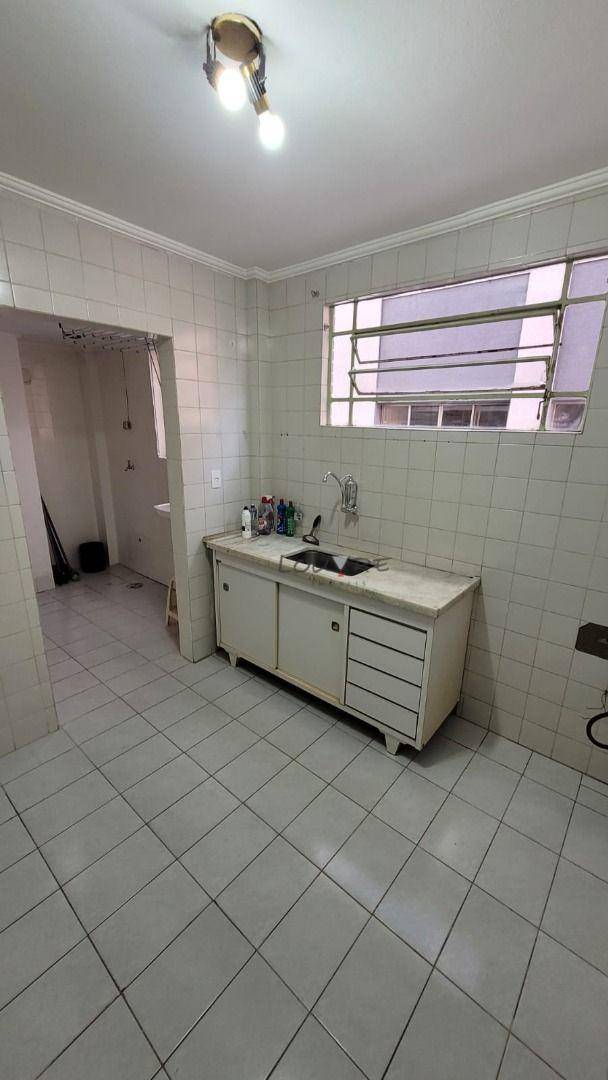 Apartamento à venda com 2 quartos, 72m² - Foto 11