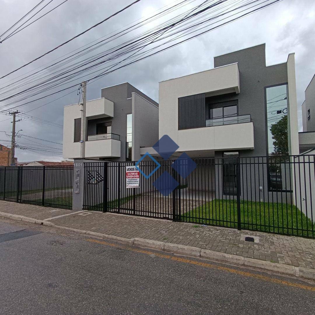 Sobrado à venda com 3 quartos, 122m² - Foto 1