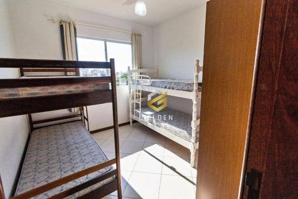 Apartamento à venda com 2 quartos, 71m² - Foto 4