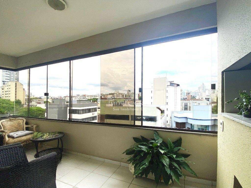 Apartamento à venda com 3 quartos, 93m² - Foto 3