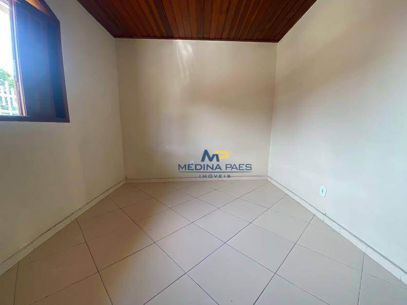 Casa à venda com 2 quartos, 64m² - Foto 4