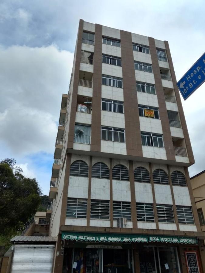 Apartamento à venda com 3 quartos, 95m² - Foto 1