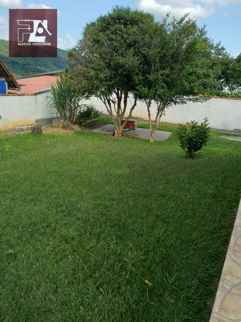 Chácara à venda com 3 quartos, 230m² - Foto 18