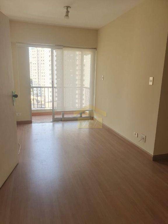 Apartamento à venda com 1 quarto, 50m² - Foto 1