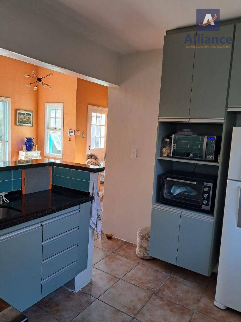 Chácara à venda com 4 quartos, 331m² - Foto 14