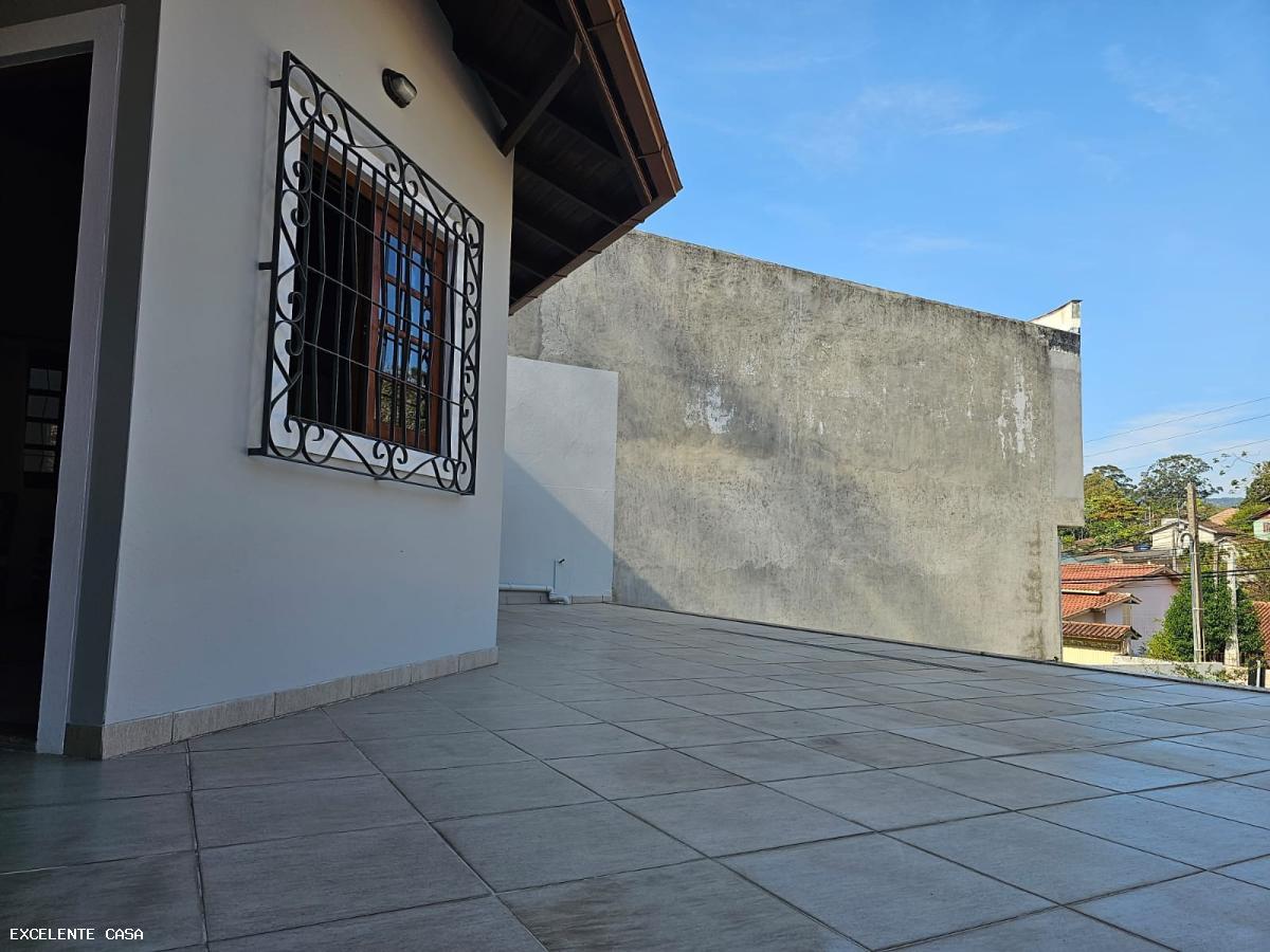 Casa à venda com 3 quartos, 250m² - Foto 26