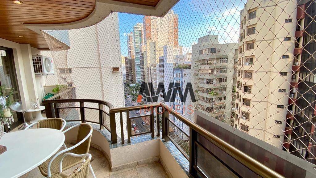 Apartamento à venda com 3 quartos, 172m² - Foto 9