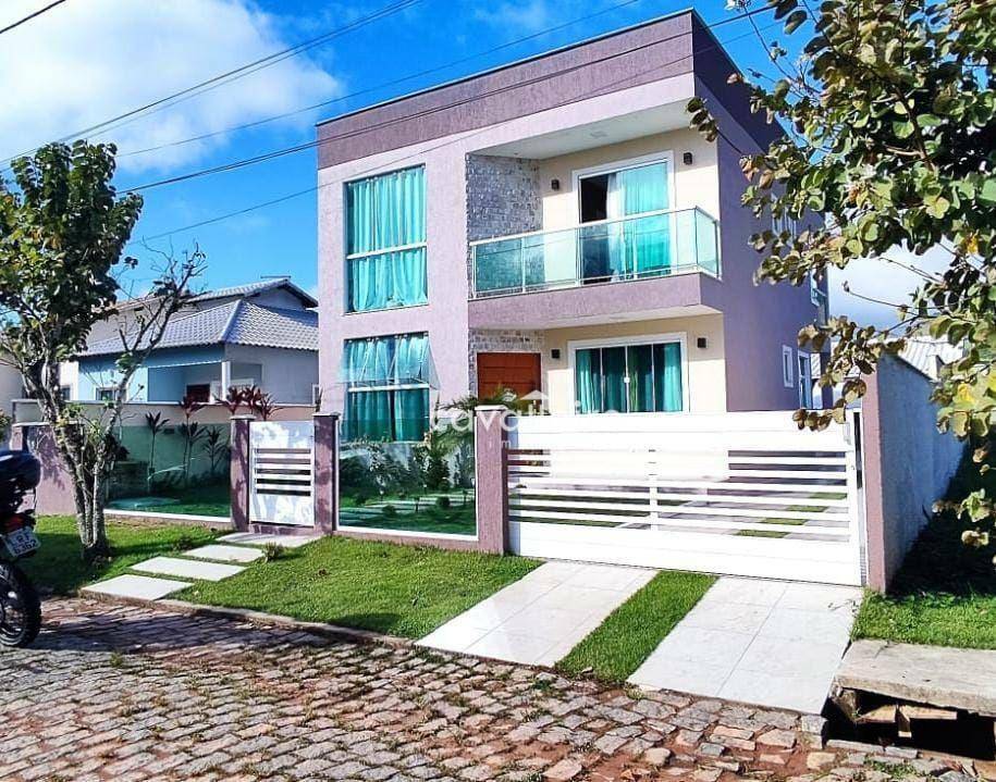 Casa de Condomínio à venda com 4 quartos, 225m² - Foto 3