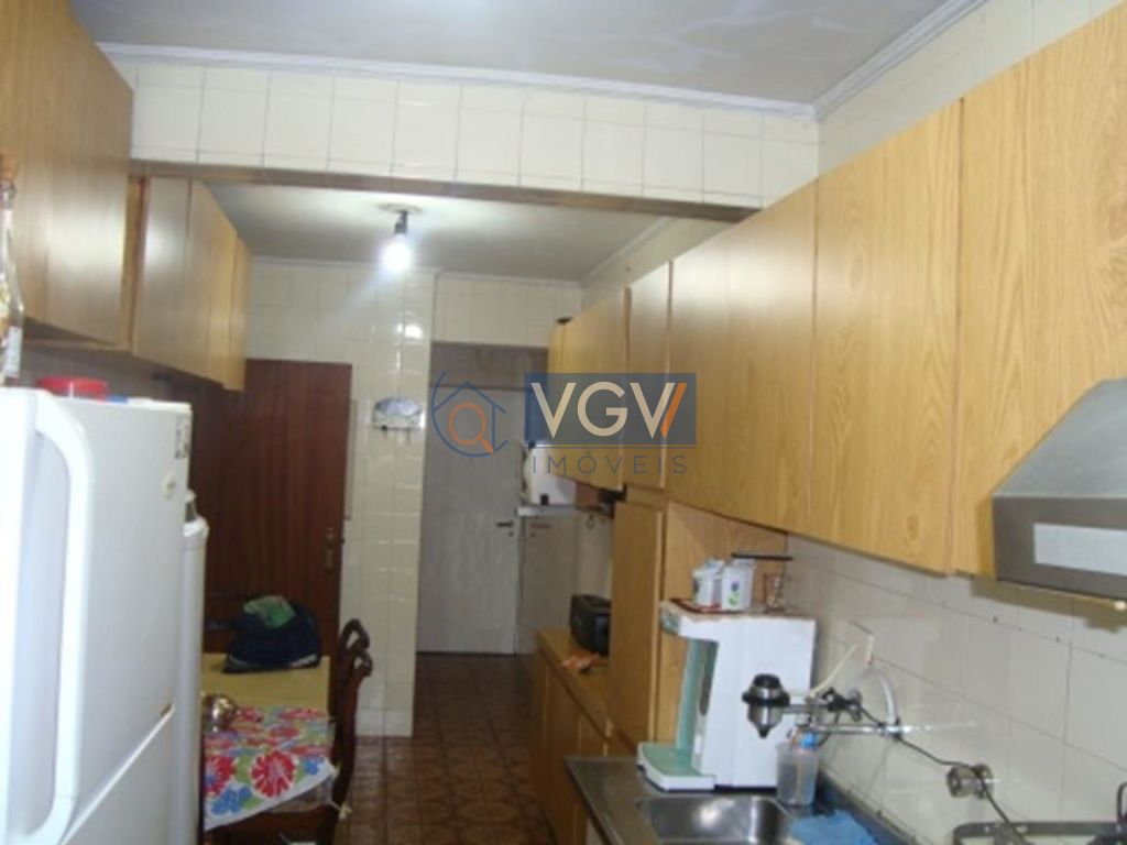 Apartamento à venda com 3 quartos, 107m² - Foto 4