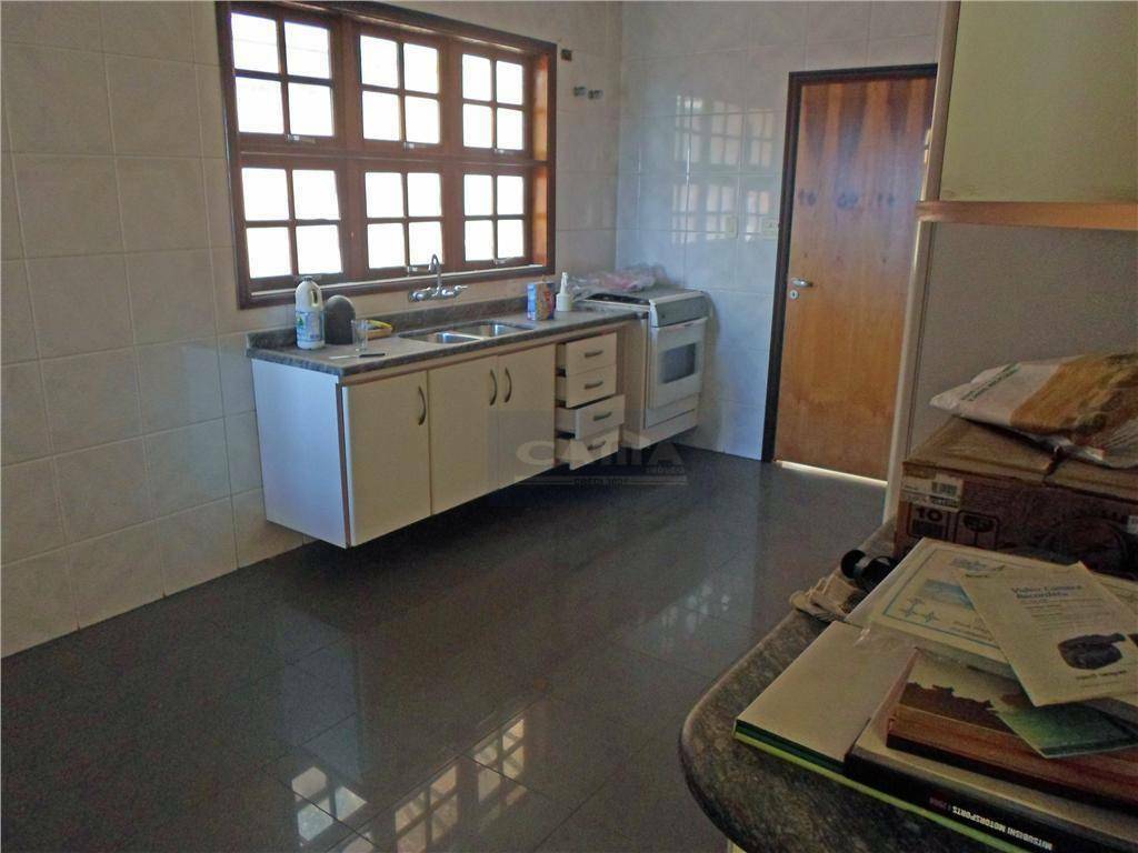 Sobrado à venda com 3 quartos, 520m² - Foto 27