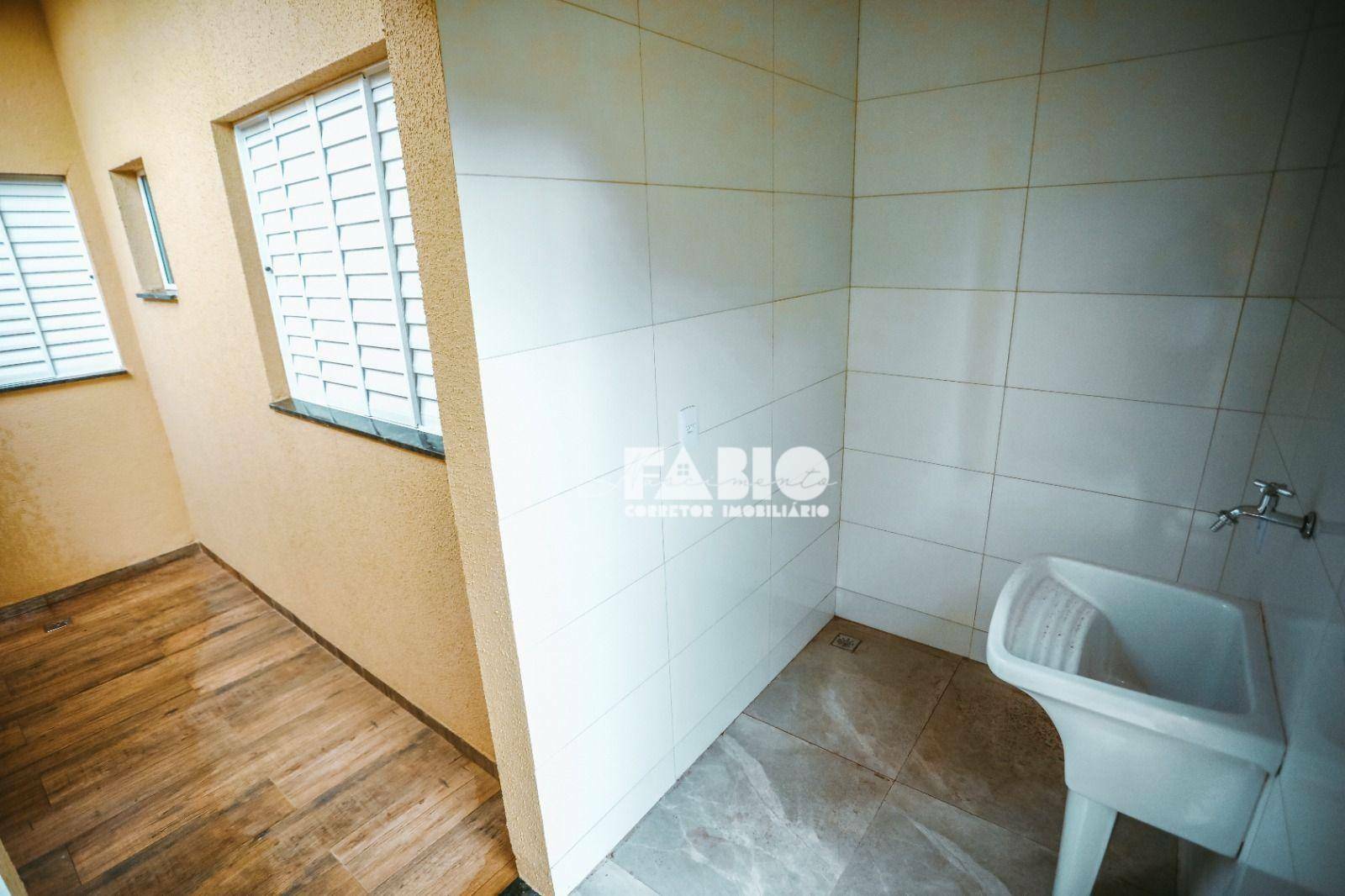 Casa à venda com 3 quartos, 109m² - Foto 28