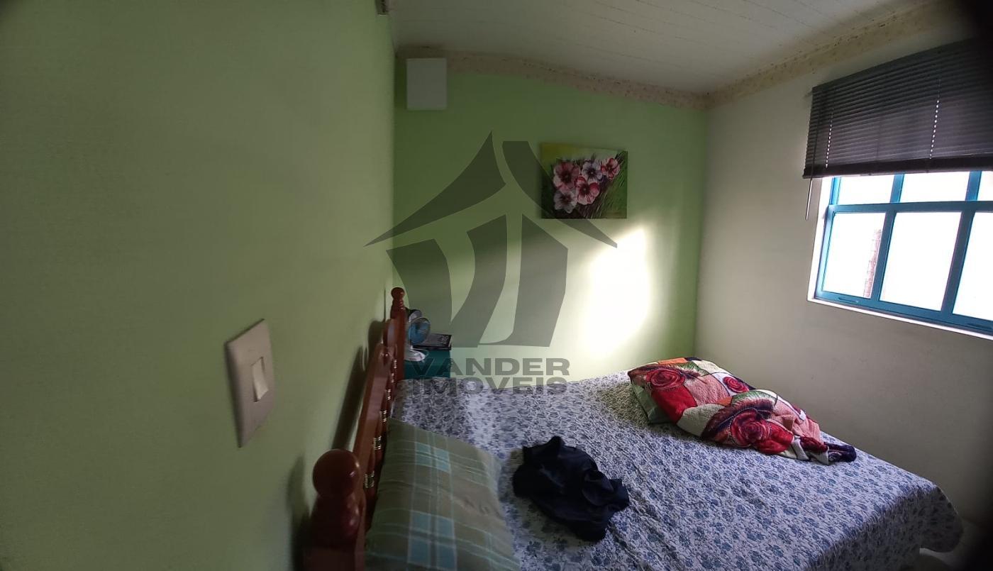 Casa à venda com 3 quartos, 300m² - Foto 4