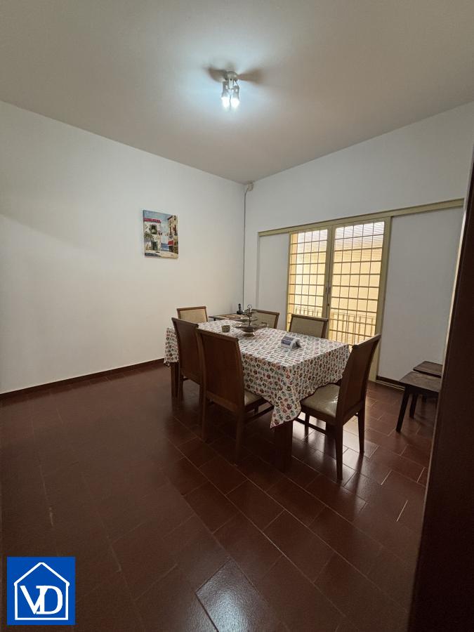 Casa para alugar com 4 quartos, 181m² - Foto 8