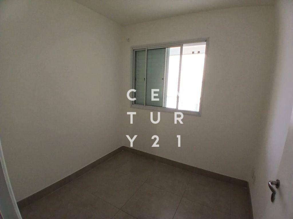 Apartamento para alugar com 3 quartos, 77m² - Foto 14