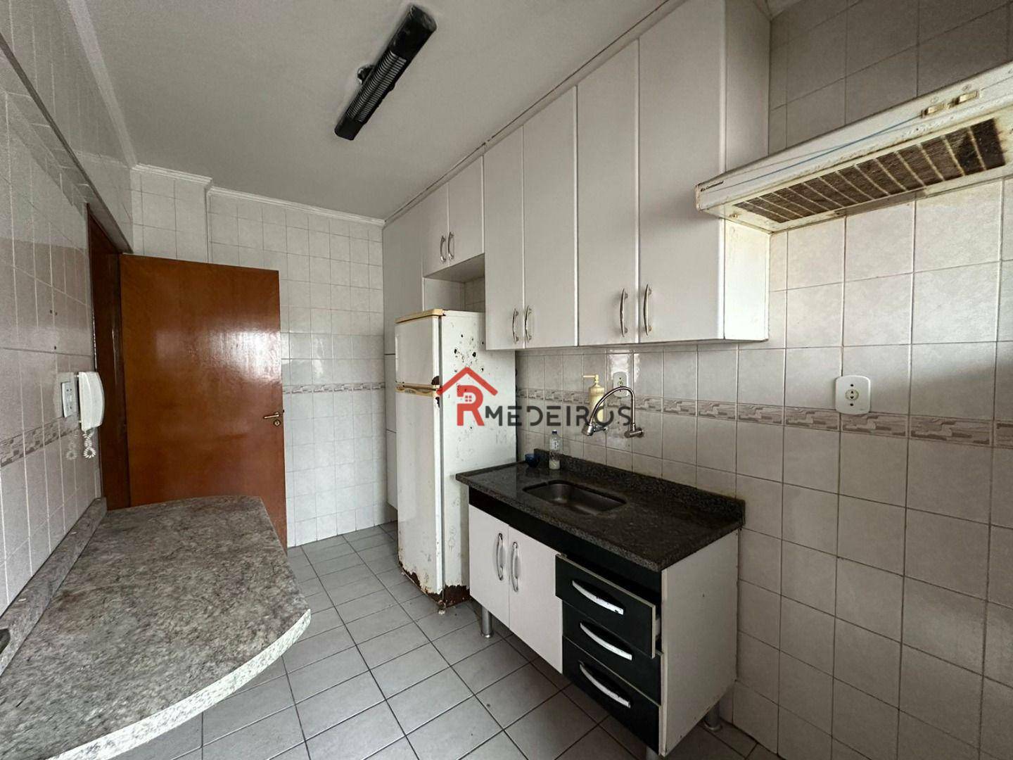 Apartamento à venda com 1 quarto, 49m² - Foto 10