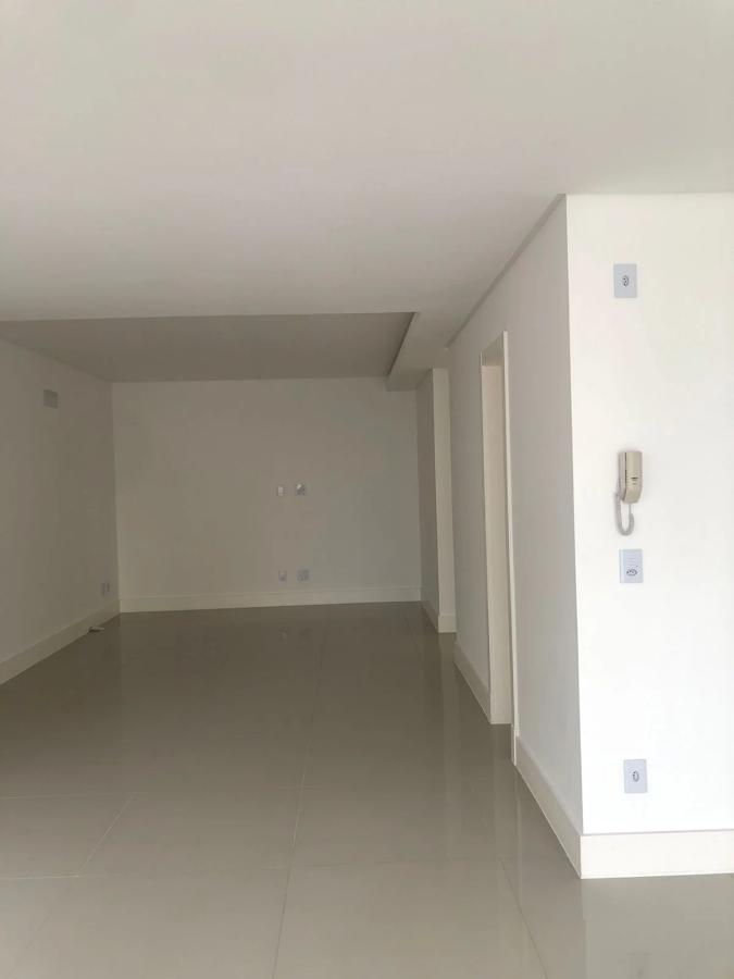 Apartamento à venda com 3 quartos, 353m² - Foto 46