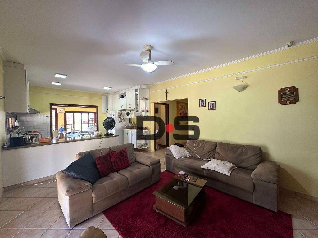 Chácara à venda com 6 quartos, 500m² - Foto 4