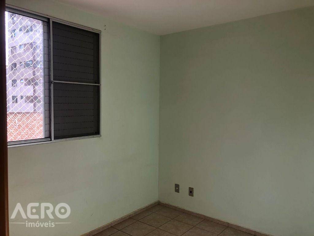 Apartamento à venda com 3 quartos, 94m² - Foto 6