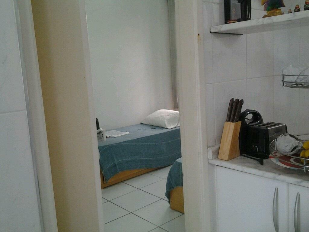 Apartamento à venda com 2 quartos, 85m² - Foto 3