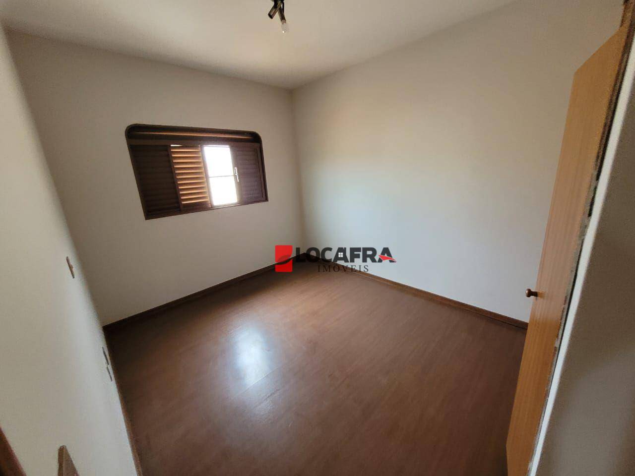 Sobrado à venda e aluguel com 4 quartos, 316m² - Foto 27