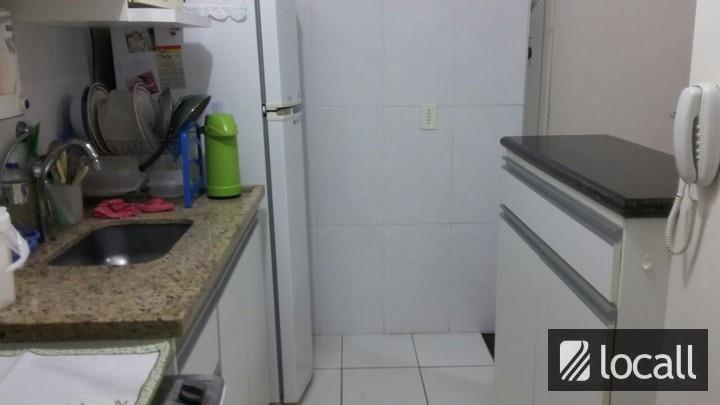 Apartamento à venda com 2 quartos, 49m² - Foto 4