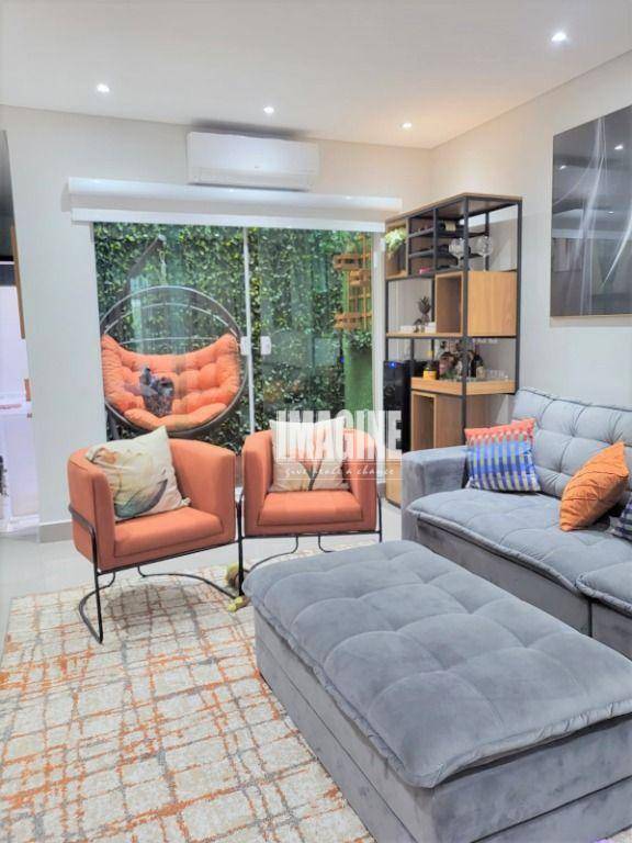 Sobrado à venda com 3 quartos, 104m² - Foto 1