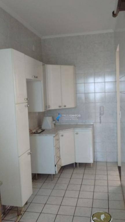 Apartamento à venda com 2 quartos, 65m² - Foto 4