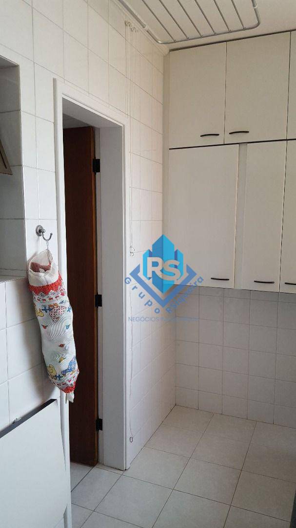 Apartamento para alugar com 3 quartos, 100m² - Foto 18