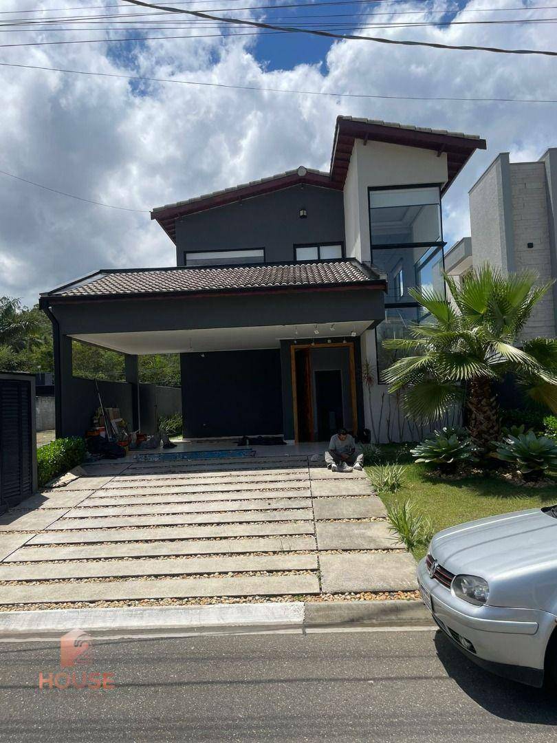 Casa de Condomínio à venda com 4 quartos, 388m² - Foto 1