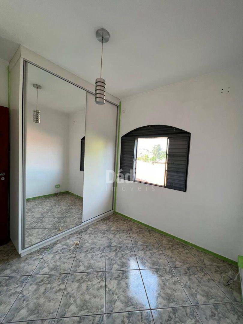 Casa à venda e aluguel com 3 quartos, 230m² - Foto 7