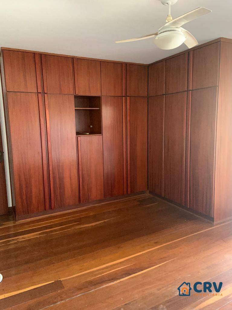 Casa à venda e aluguel com 3 quartos, 320m² - Foto 19