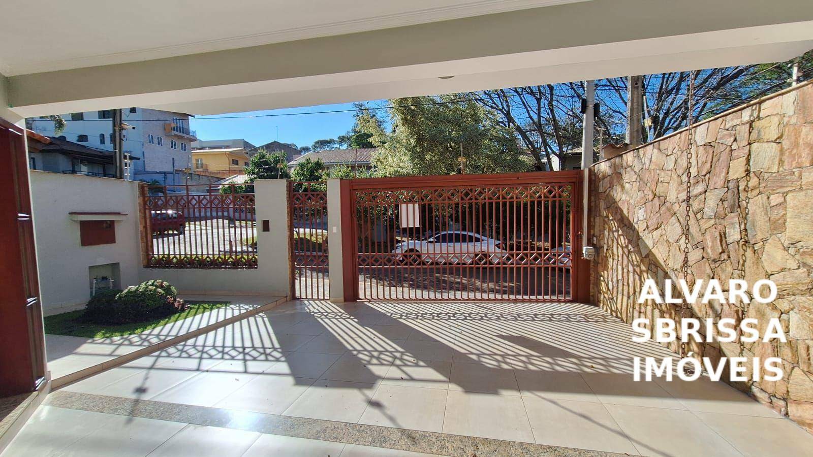 Casa à venda com 3 quartos, 249m² - Foto 6