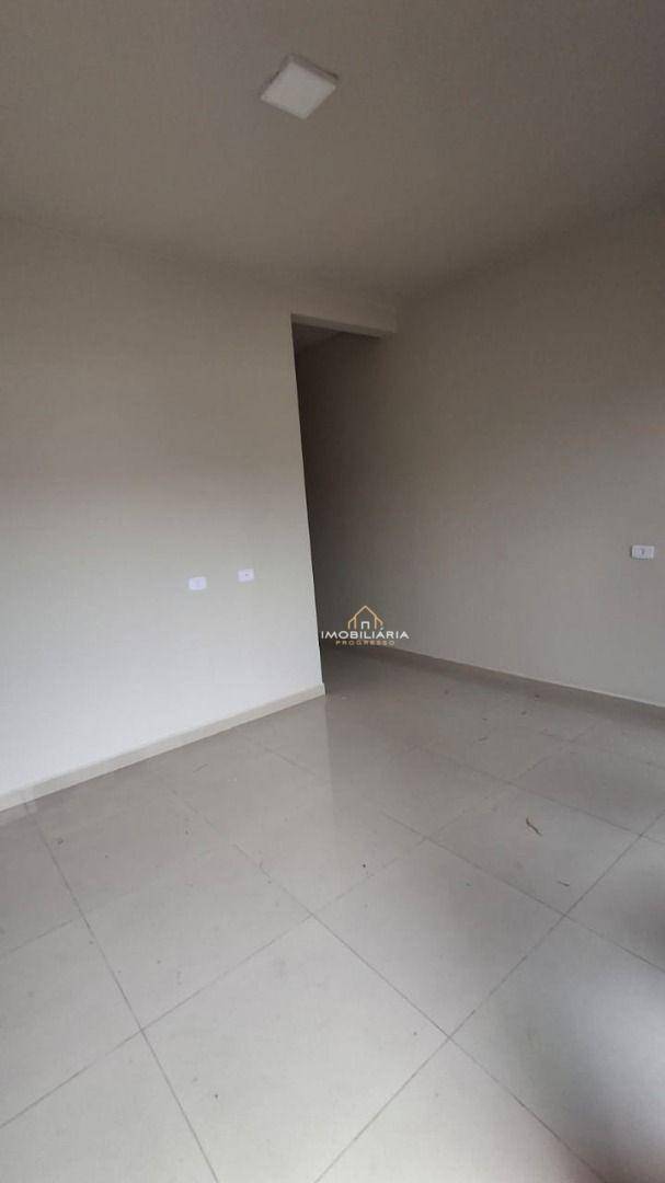 Casa à venda com 3 quartos, 72m² - Foto 8