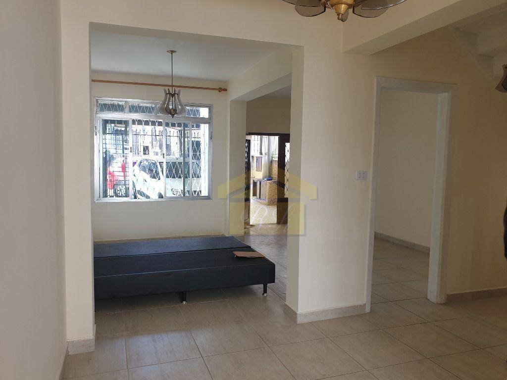 Sobrado à venda com 3 quartos, 120m² - Foto 1