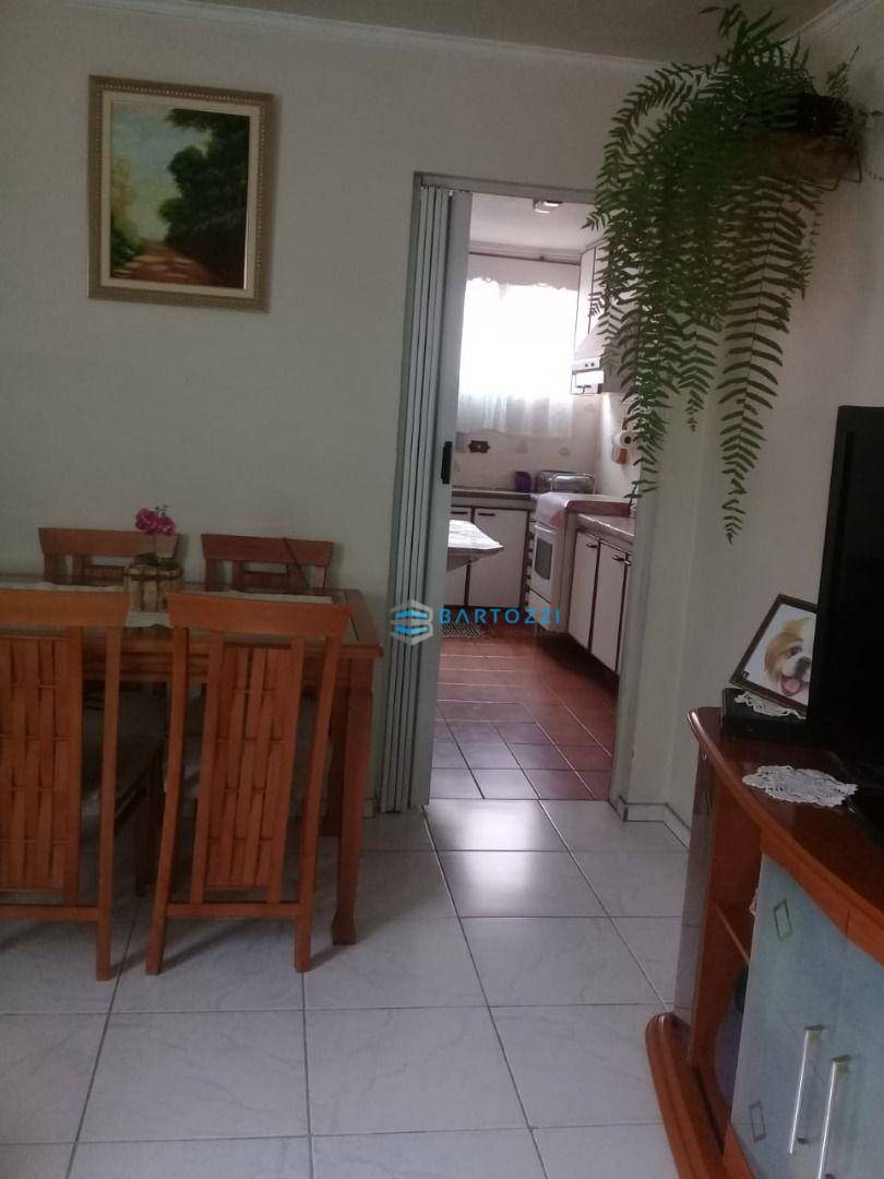 Apartamento à venda com 2 quartos, 56m² - Foto 2